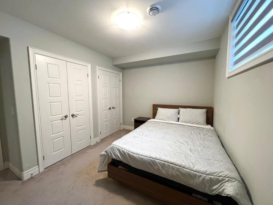 Thorold Basement Bedroom